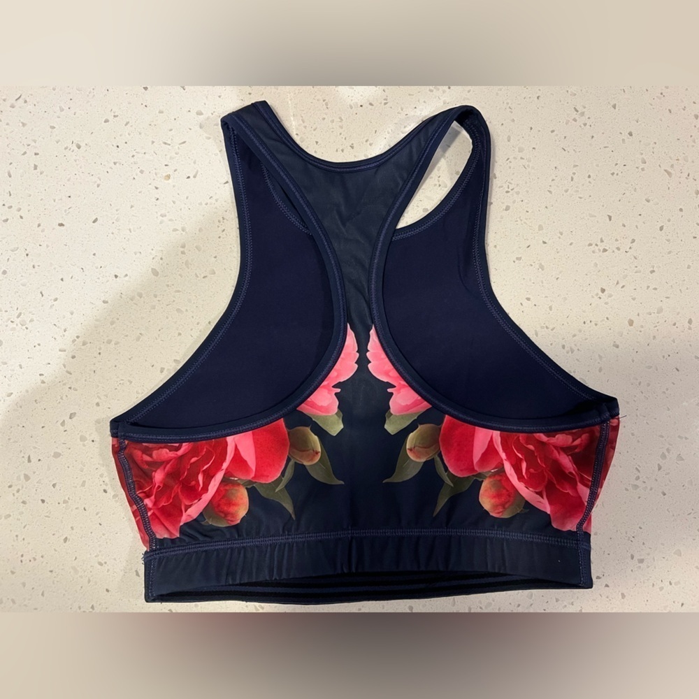 G Label by Goop Peony Floral Sports Bra Crop Top Navy Blue Pink Small NWOT - Picture 4 of 7